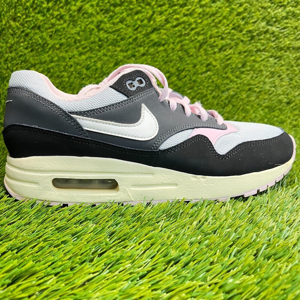 Nike‎ Air Max 1 Girls Size 7Y White Black Pink Running Athletic Shoes Sneakers